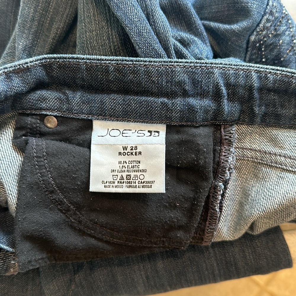 Joe’s Jeans Rocker Style - Picture 3 of 10